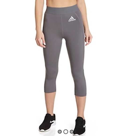 Adidas Techfit 3/4 Length Tight Leggings Size Medium - Picture 1 of 11